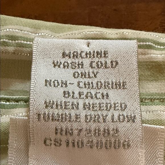 Butterfly Design Striped Cream Blouse green stripes are glittery.Hardly Worn - Picture 8 of 8